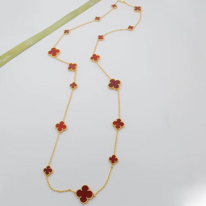 Van Cleef & Arpels necklace 08yxs04